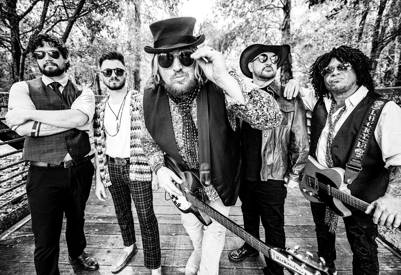 The Broken Hearts: A Tribute to Tom Petty, Chrome Horse: Tribute 
