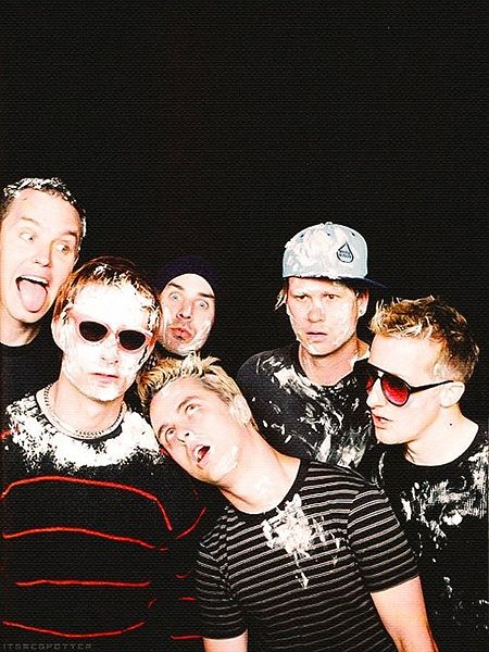 Green D'Eh + Drink-182: Tributes to Green Day & Blink-182 Tickets