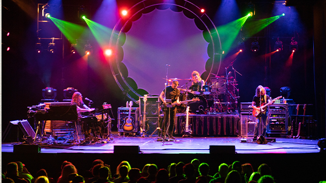 The Machine Performs Pink Floyd
